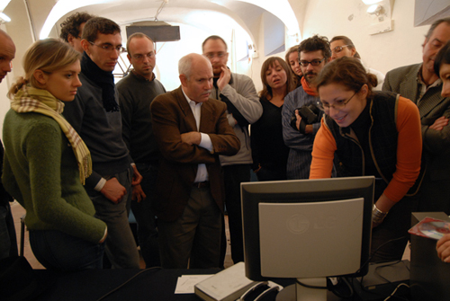  Durante uno dei workshop con Steve McCurry. Mi risuonano ancora le parole di Steve nel commentare alcune delle mie foto: the light, the light!!! Pay attention to the light!!!