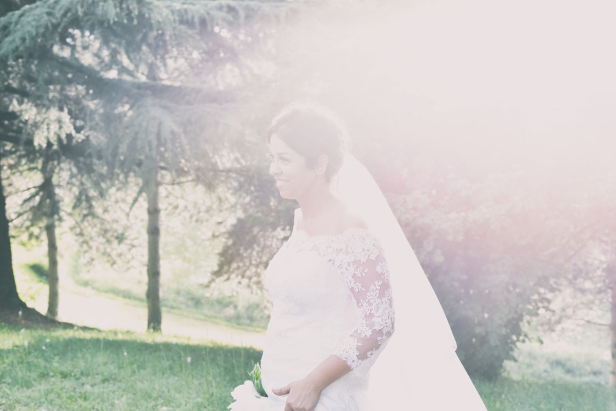 Fotografia di matrimonio, cerimonia in chiesa, sposa . Fotografo Bologna,, ritratto