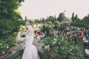 Matrimonio, Castello di Vincigliata, Wedding, Best Photographer, Firenze, Florence, Heidi, Sugababe, Luxury, Villa San Michele, Fiesole, tossing bouquet