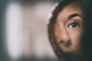 San Luca, Bologna, matrimonio, fotografo, migliore, reportage, no pose, fotografie spontanee, non convenzionali, preparazione sposa, riflesso